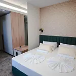 Ξενοδοχείο Nest Μπιέλινα